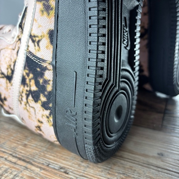 Nike Shoes Mens 10.5 Air Force 1 High Tops Acid Wash Print Swoosh Streetwear - Picture 9 of 11